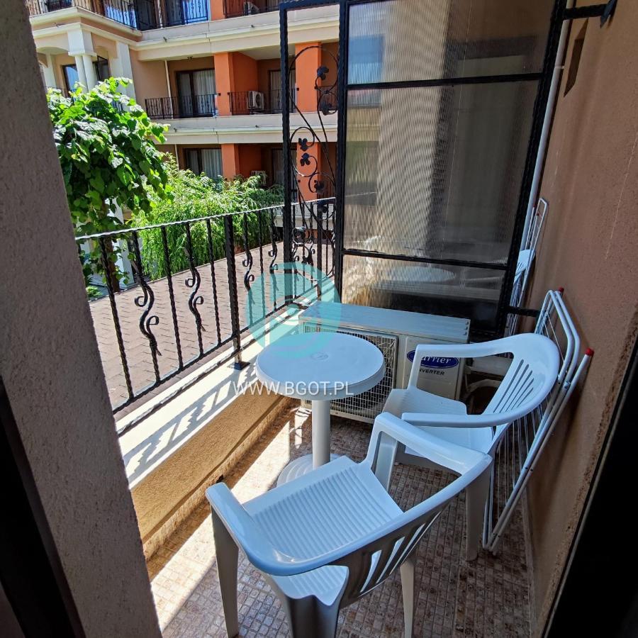 Premier Fort Beach - Premium Apartments Свети-Влас Экстерьер фото