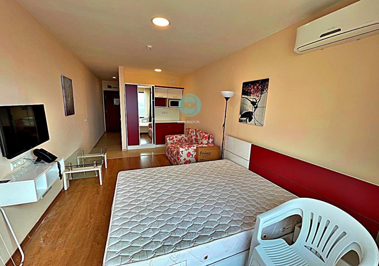 Premier Fort Beach - Premium Apartments Свети-Влас Экстерьер фото