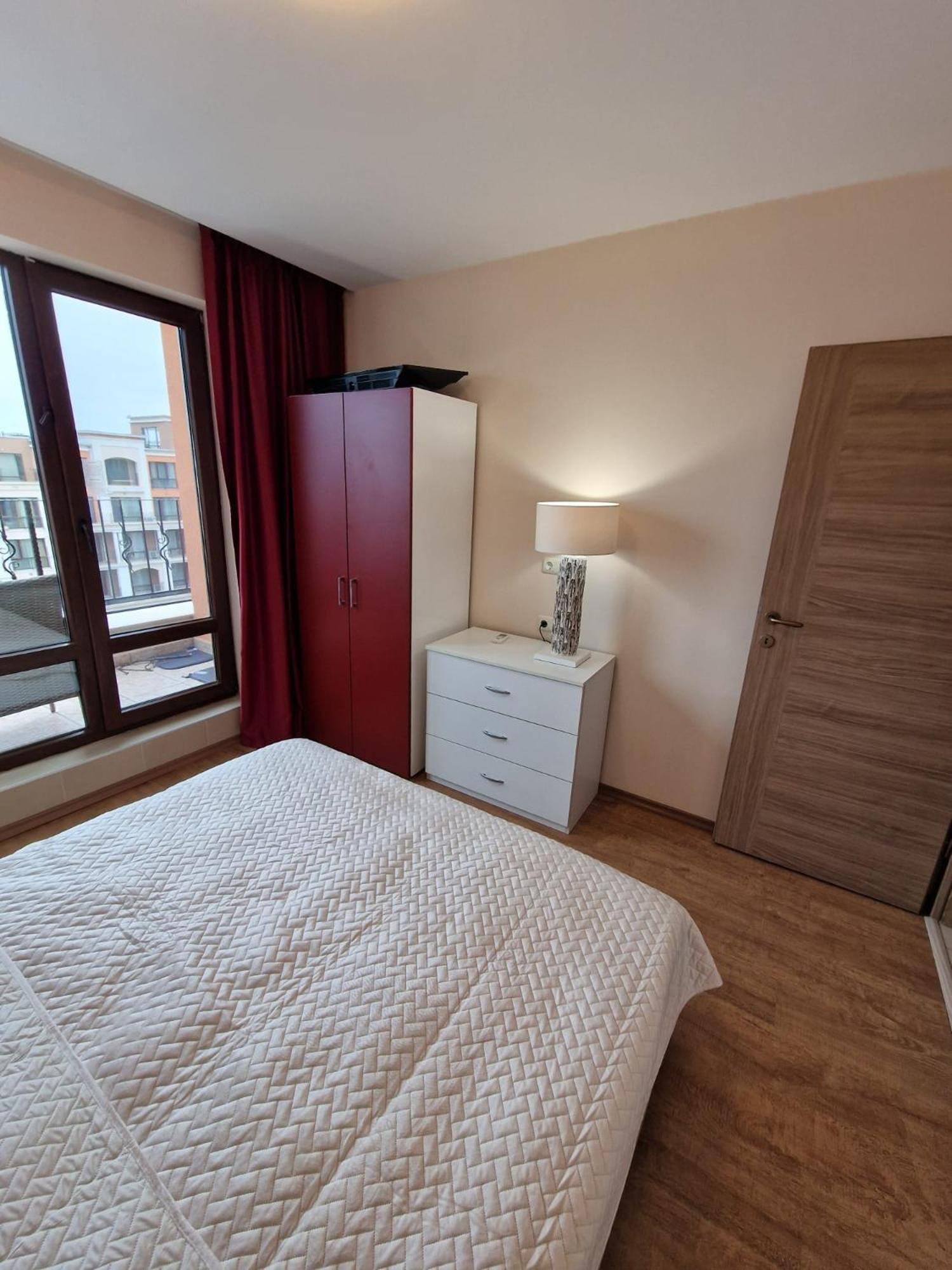 Premier Fort Beach - Premium Apartments Свети-Влас Экстерьер фото